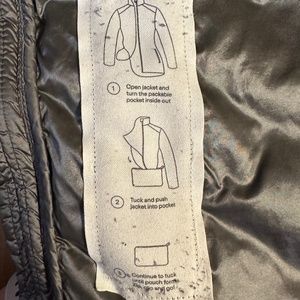 Lightweight puffer jacket